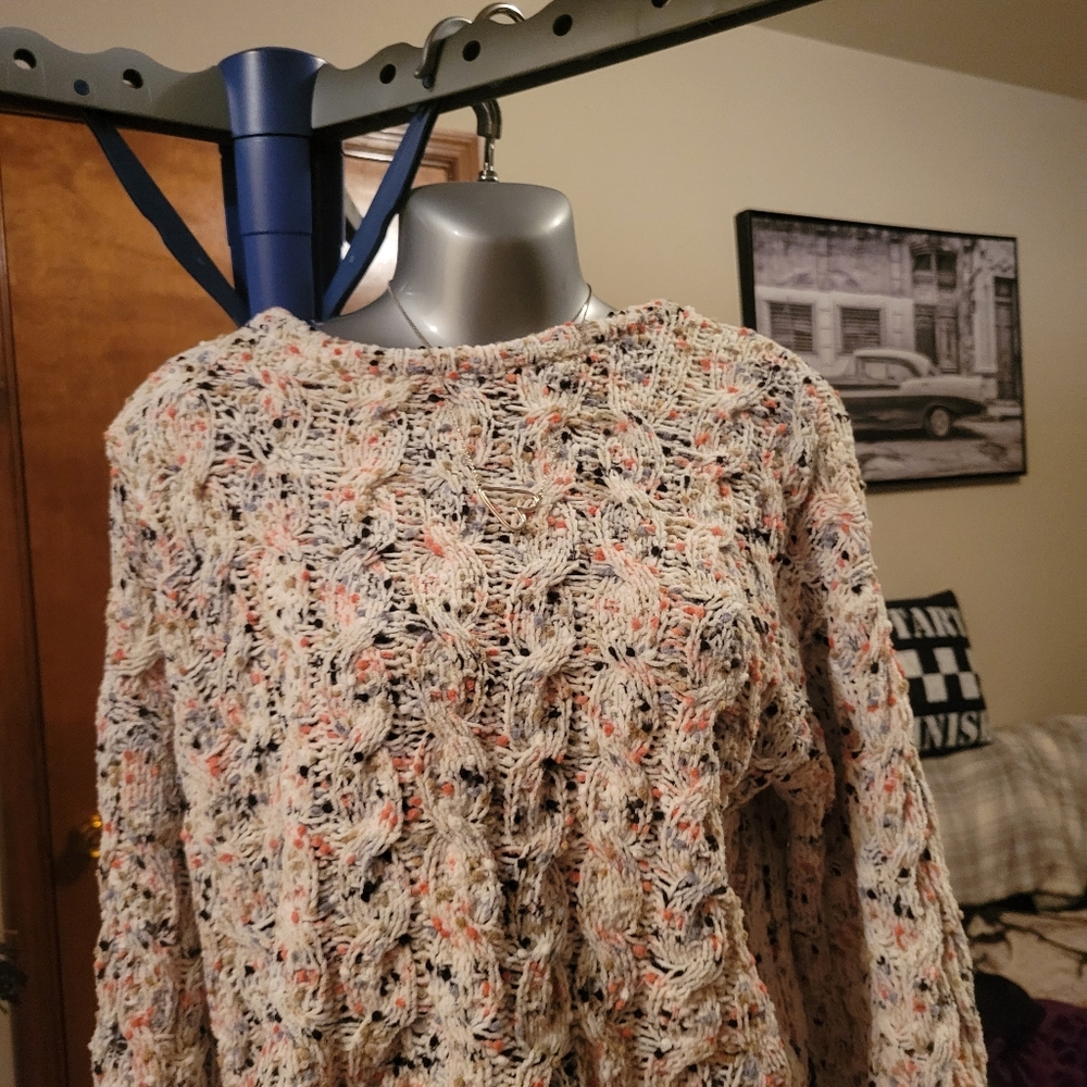 Jessica Simpson Sweater - Picture 2 of 5
